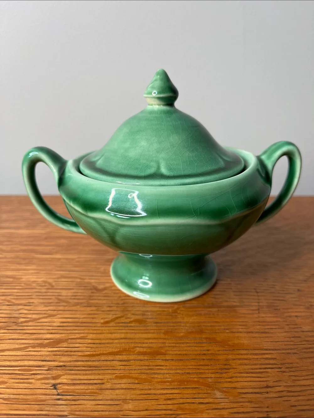 Vintage USA Green Pottery Covered Sugar Bowl. Emerald Glaze  Pedestal Candy Dish